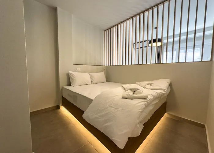 公寓 Tandalidou Urban Vibes By Proliving Hospitality 塞萨洛尼基