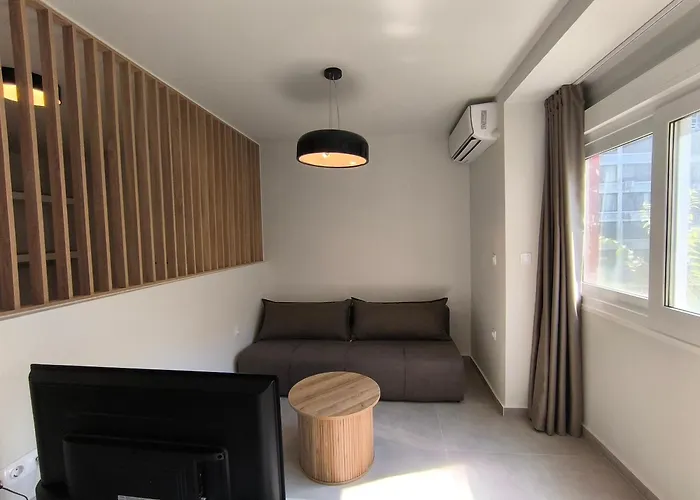 Tandalidou Urban Vibes By Proliving Hospitality *